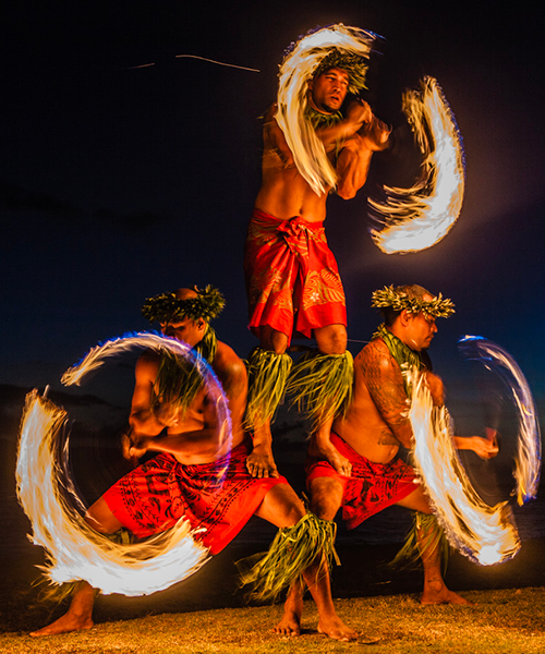 Danseurs de feu à Hawaii